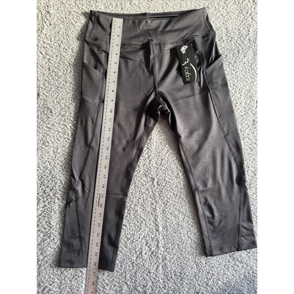 Sofra Women's Essential Workout Active Running Capri Leggings W/Side Pockets S - Picture 9 of 12